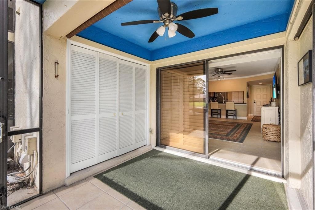 5857 Rattlesnake Hammock Rd 107, Naples, FL 34109-17