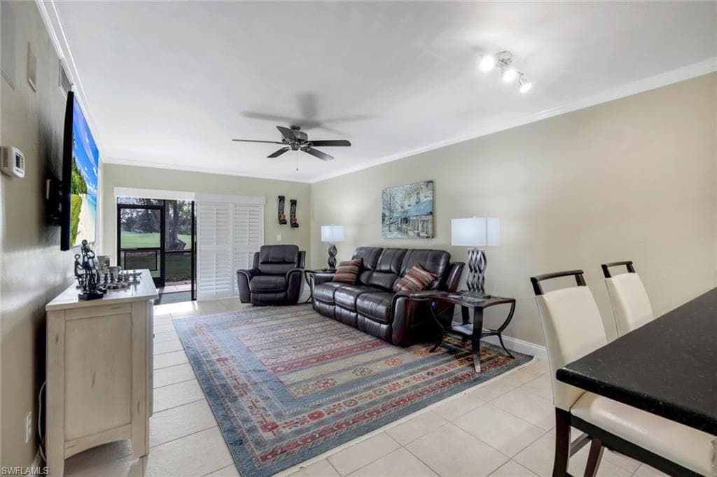 5857 Rattlesnake Hammock Rd 107, Naples, FL 34109-5