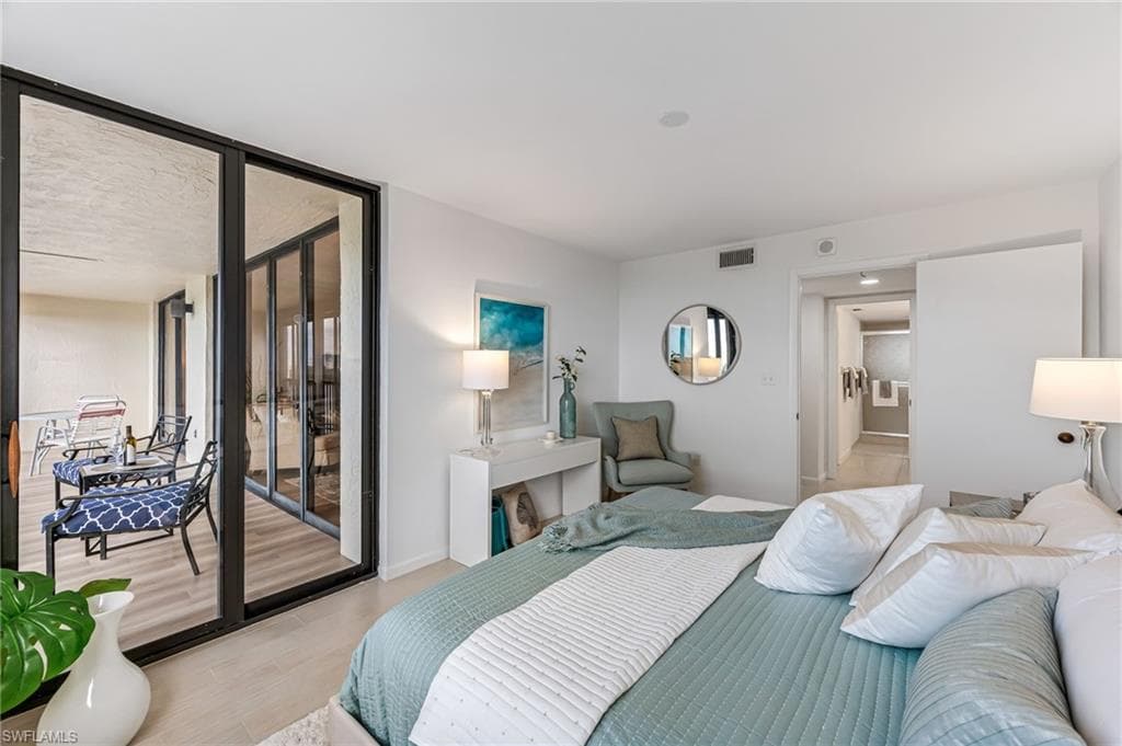 17 Bluebill Ave 604, Naples, FL 34108-15