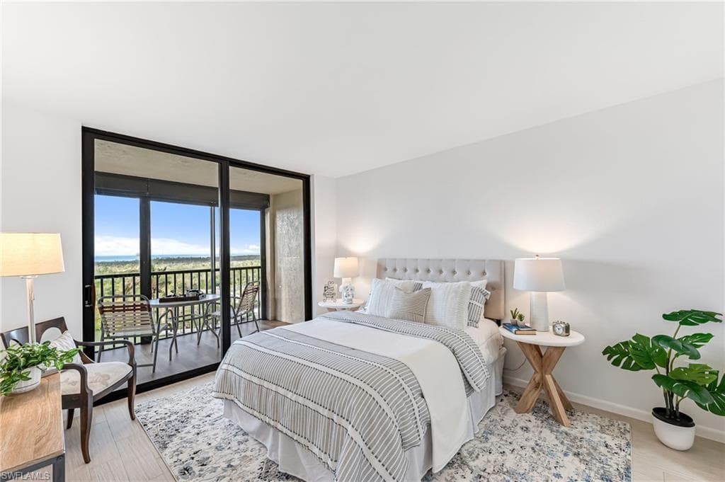17 Bluebill Ave 604, Naples, FL 34108-17
