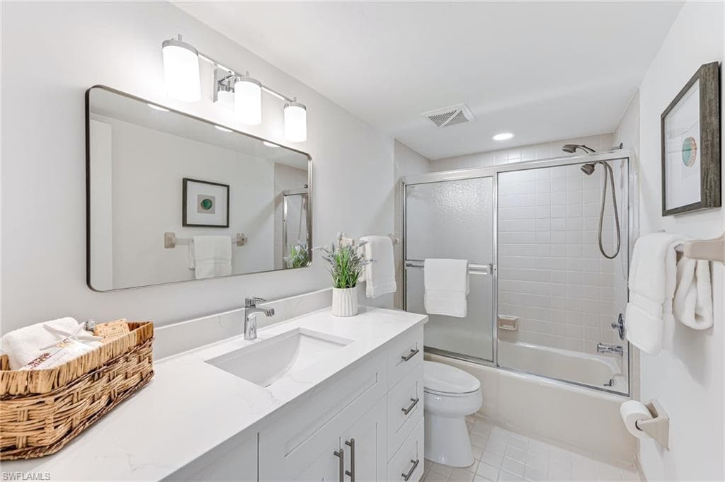 17 Bluebill Ave 604, Naples, FL 34108-20