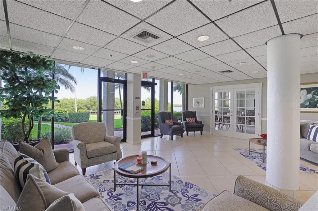 17 Bluebill Ave 604, Naples, FL 34108-25
