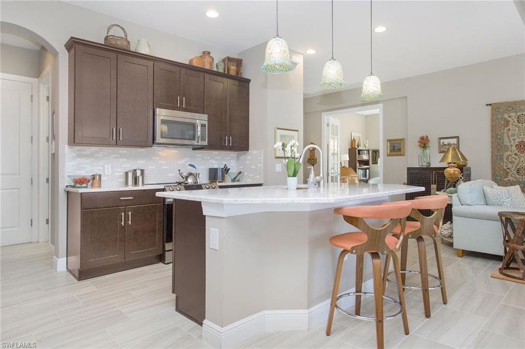 1371 Petone Ct, Naples, FL 34113-13