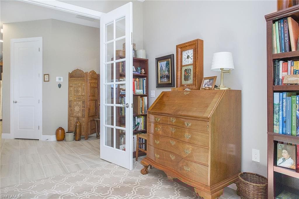 1371 Petone Ct, Naples, FL 34113-24