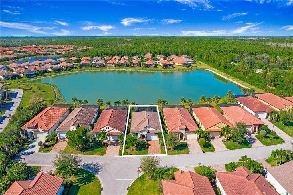 1371 Petone Ct, Naples, FL 34113-35