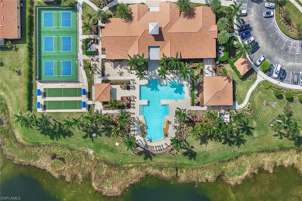 1371 Petone Ct, Naples, FL 34113-38