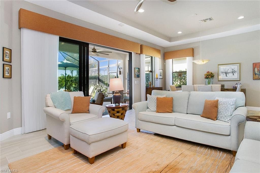 1371 Petone Ct, Naples, FL 34113-5