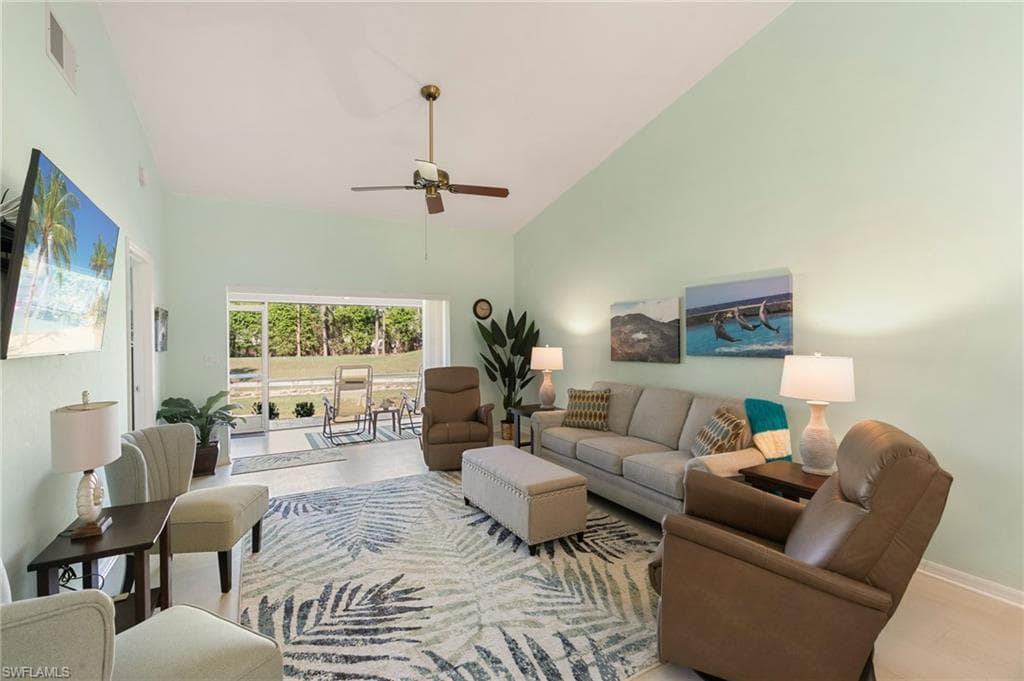 657 Saint Andrews Blvd 106-1, Naples, FL 34113-9