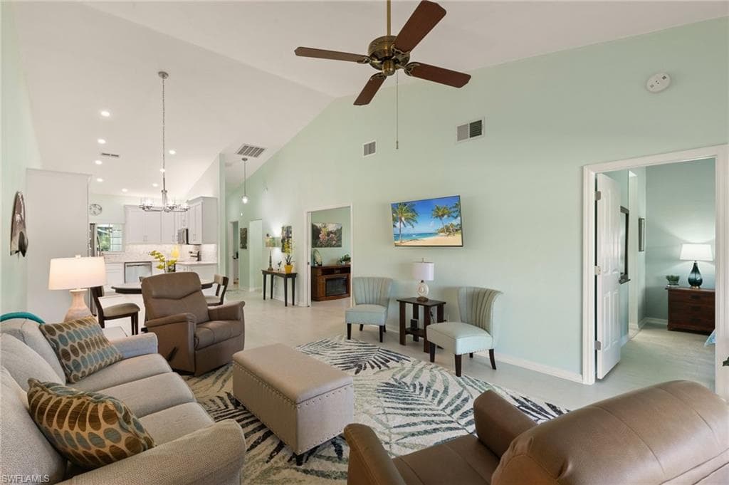 657 Saint Andrews Blvd 106-1, Naples, FL 34113-11