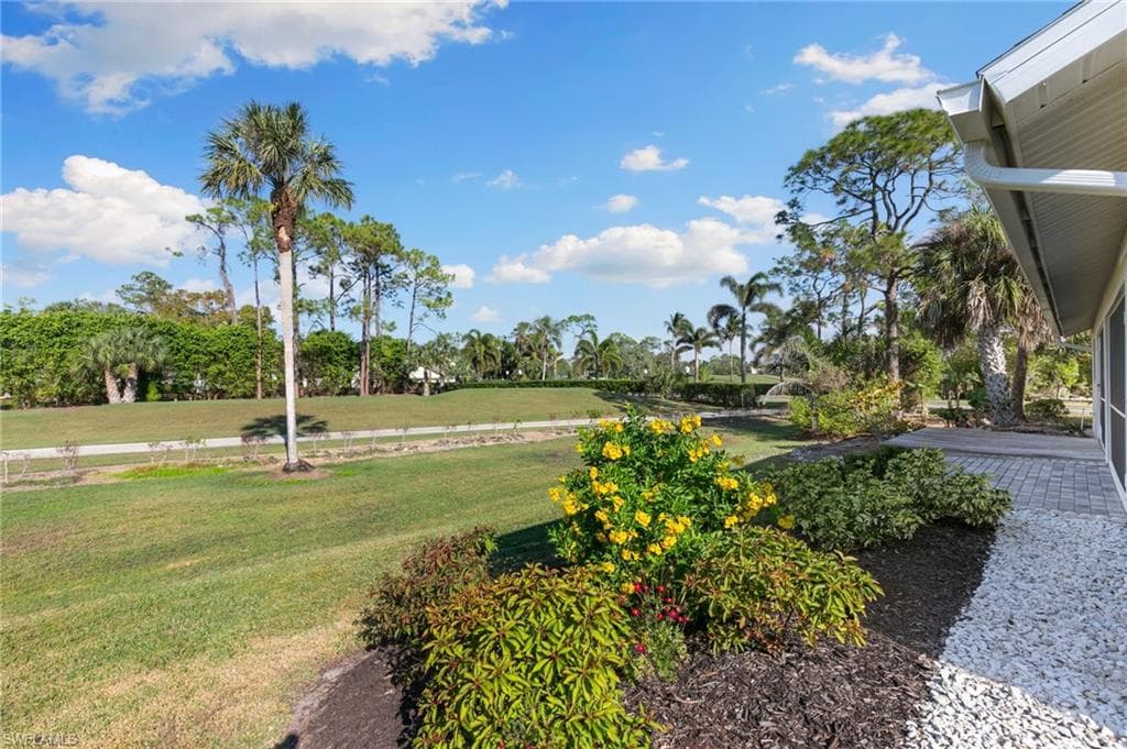 657 Saint Andrews Blvd 106-1, Naples, FL 34113-26
