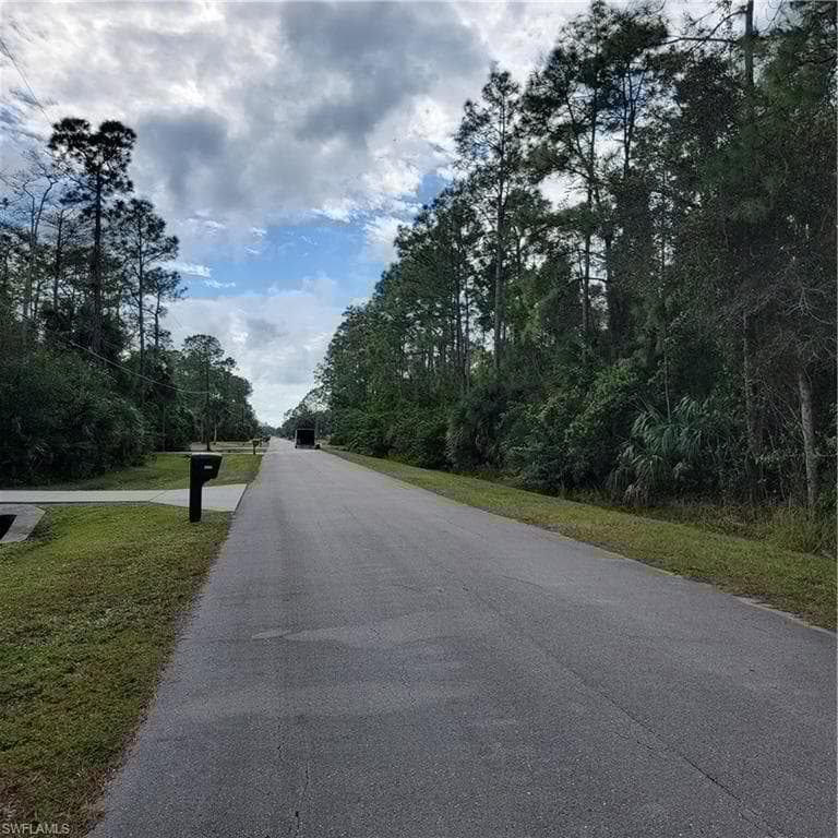 3011 2nd St NE, Naples, FL 34120-14