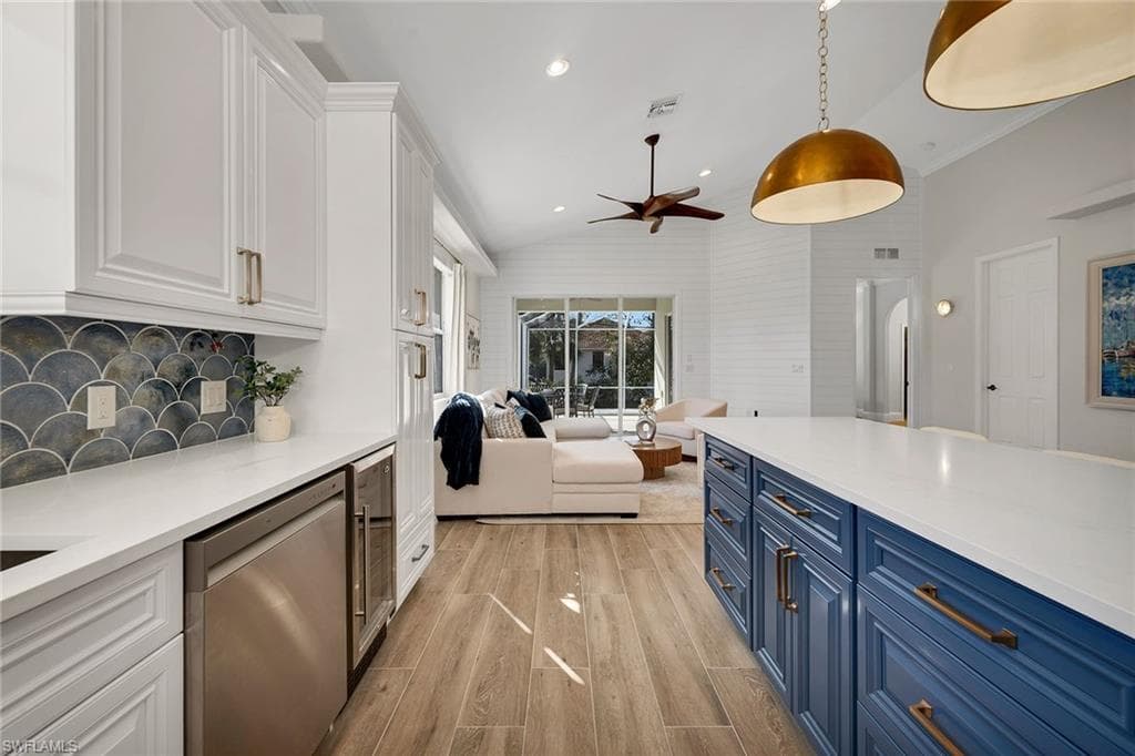 1970 Danford St, Naples, FL 34112-11