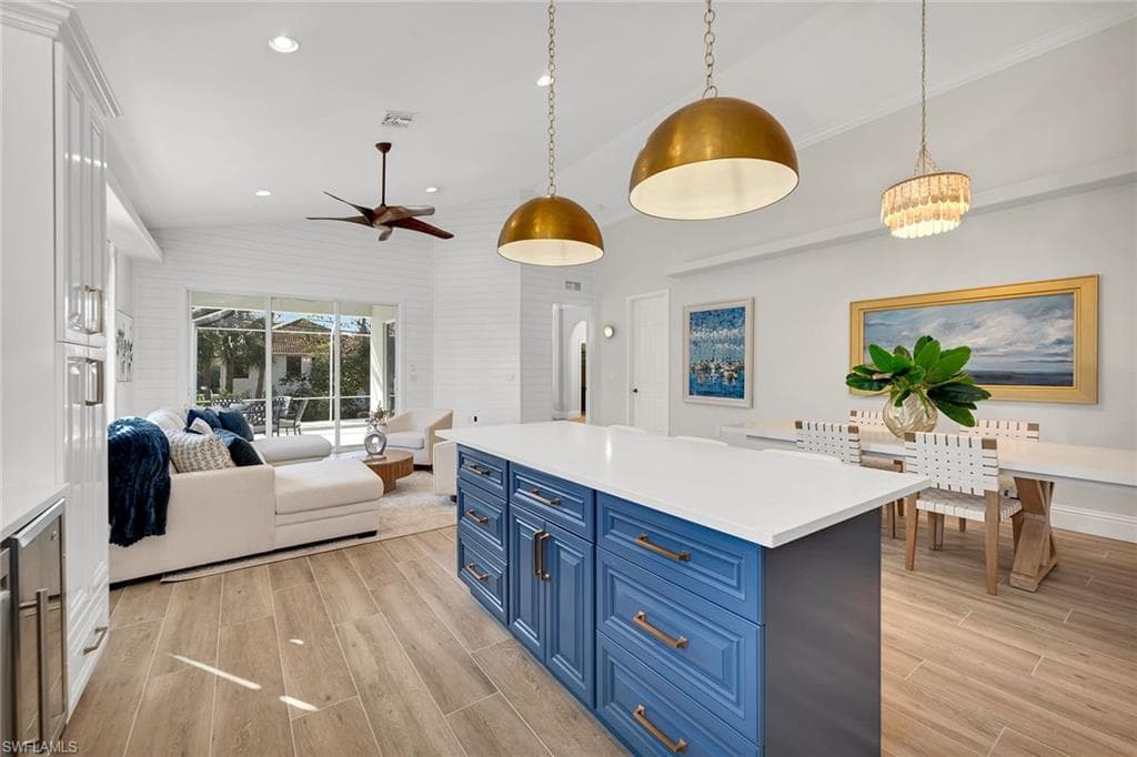 1970 Danford St, Naples, FL 34112-13