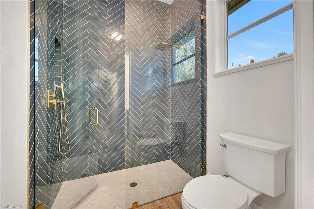 1970 Danford St, Naples, FL 34112-25