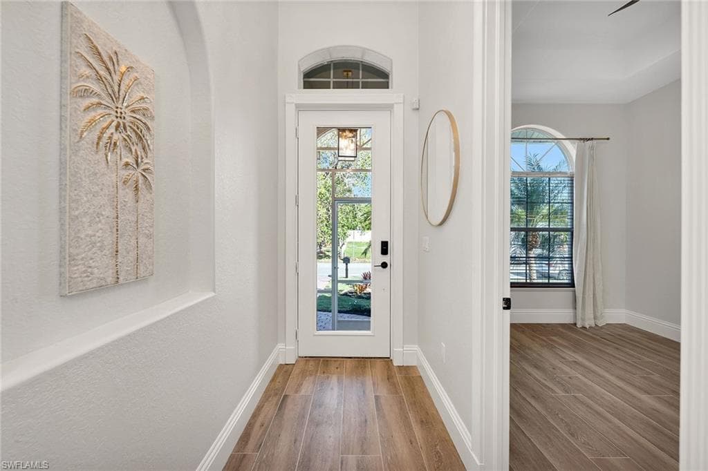 1970 Danford St, Naples, FL 34112-3