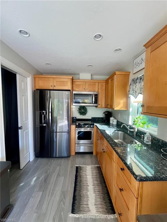 5003 Coach Ln, Naples, FL 34114-11