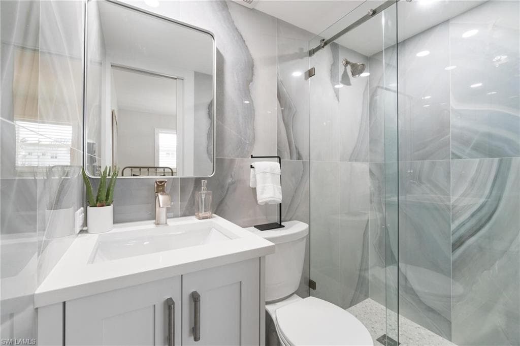 1100 8th Ave S 206c, Naples, FL 34102-36