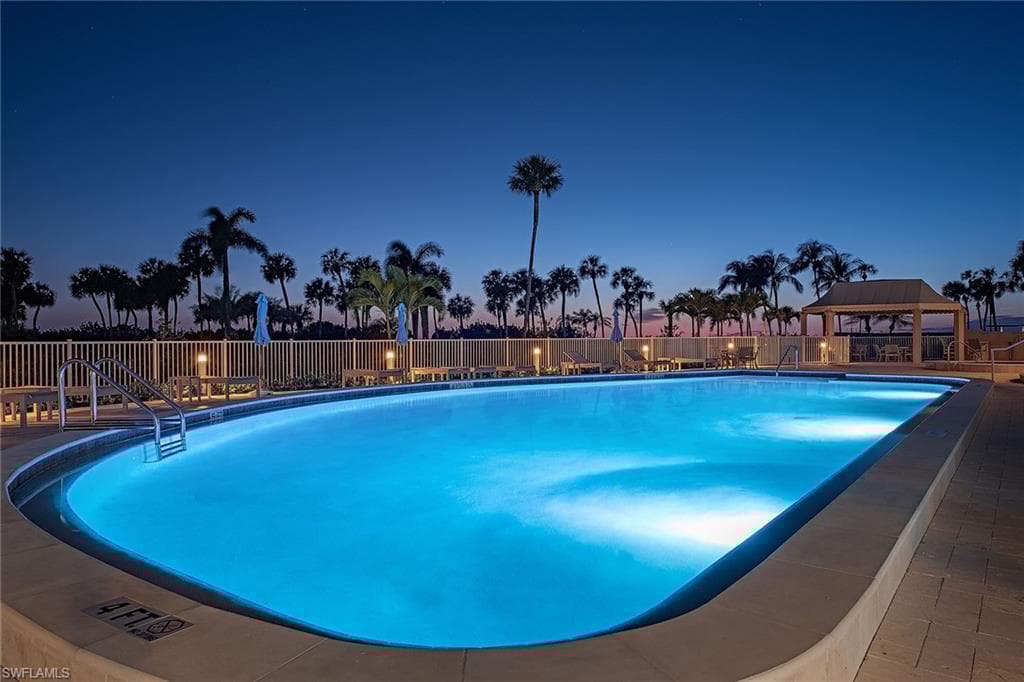 3991 Gulf Shore Blvd N Ph102, Naples, FL 34103-22