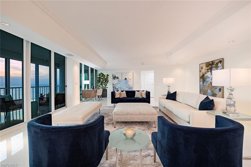 3991 Gulf Shore Blvd N Ph102, Naples, FL 34103-5
