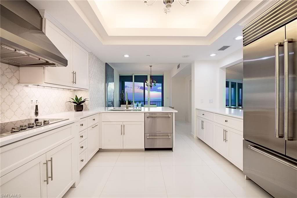 3991 Gulf Shore Blvd N Ph102, Naples, FL 34103-8