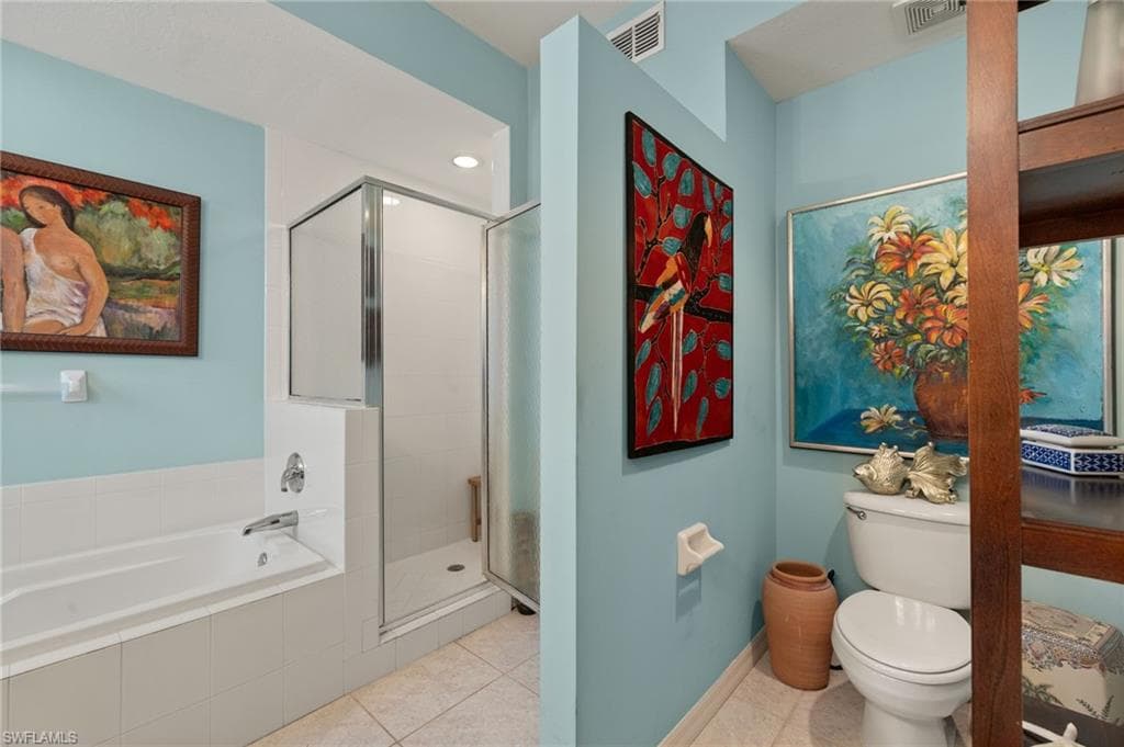 2155 Cay Lagoon Dr 411, Naples, FL 34109-18