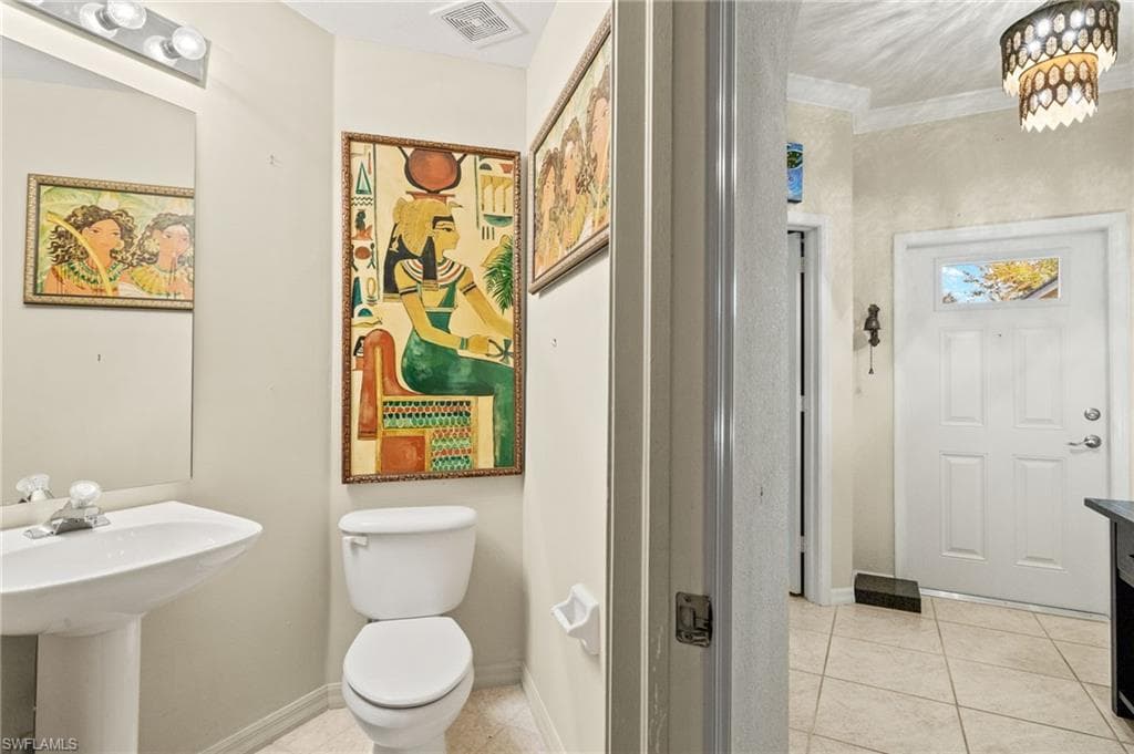 2155 Cay Lagoon Dr 411, Naples, FL 34109-22