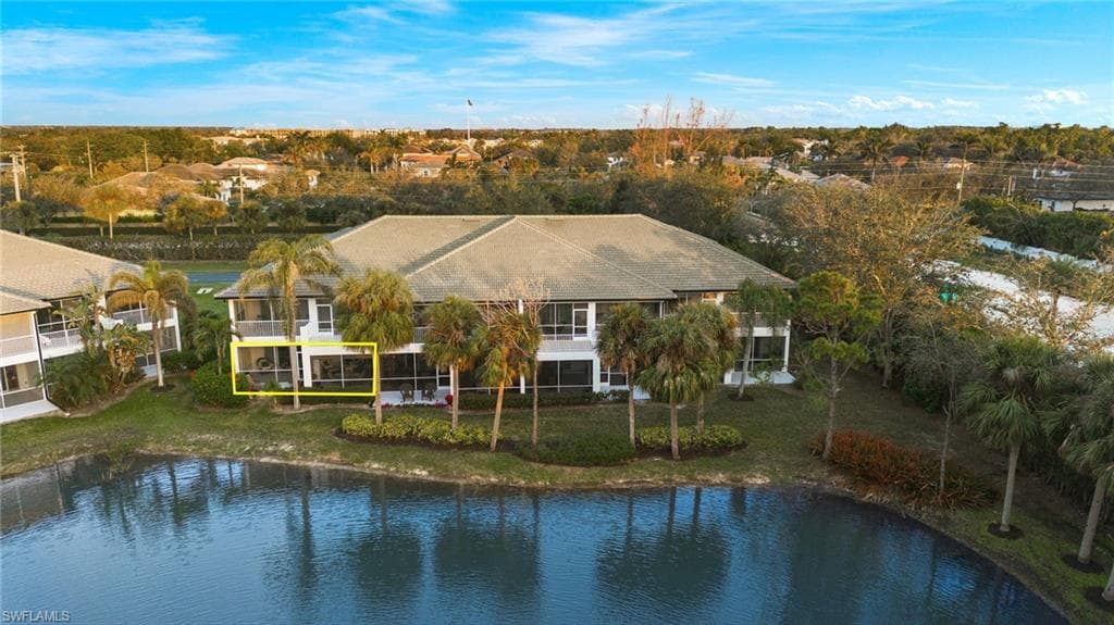 2155 Cay Lagoon Dr 411, Naples, FL 34109-24