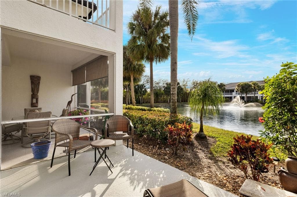 2155 Cay Lagoon Dr 411, Naples, FL 34109-2