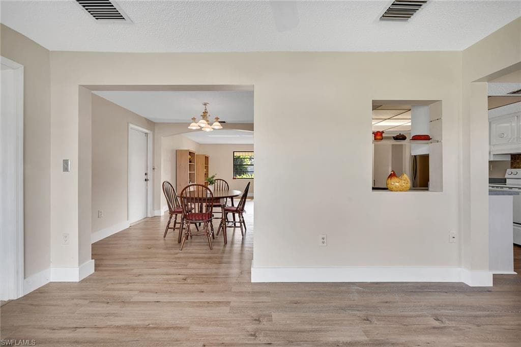 4925 Molokai Dr 16, Naples, FL 34112-11