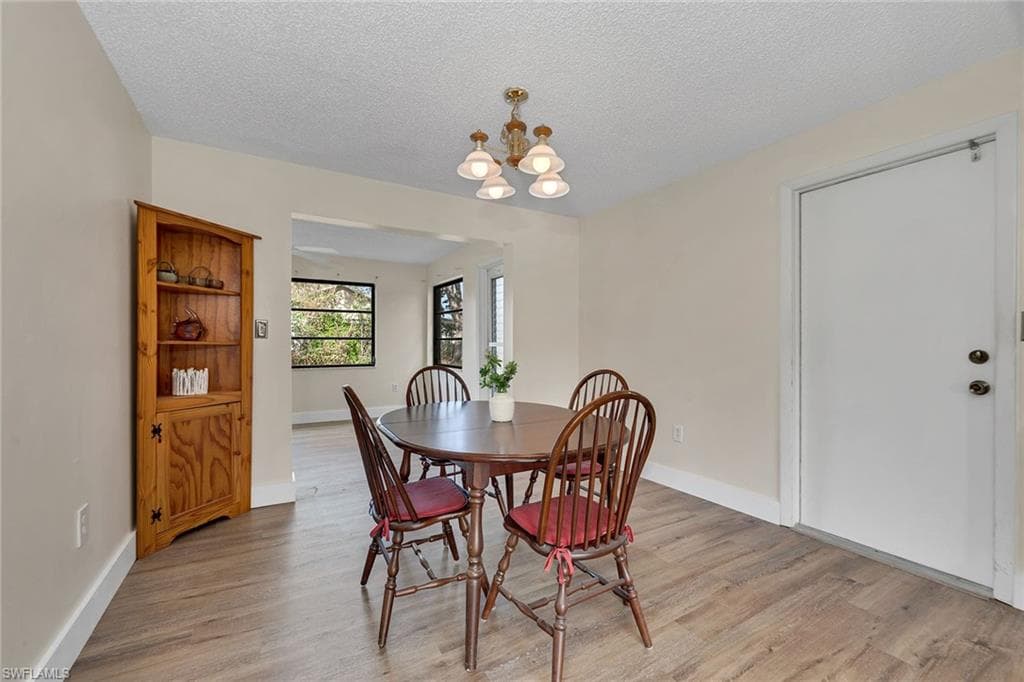 4925 Molokai Dr 16, Naples, FL 34112-19