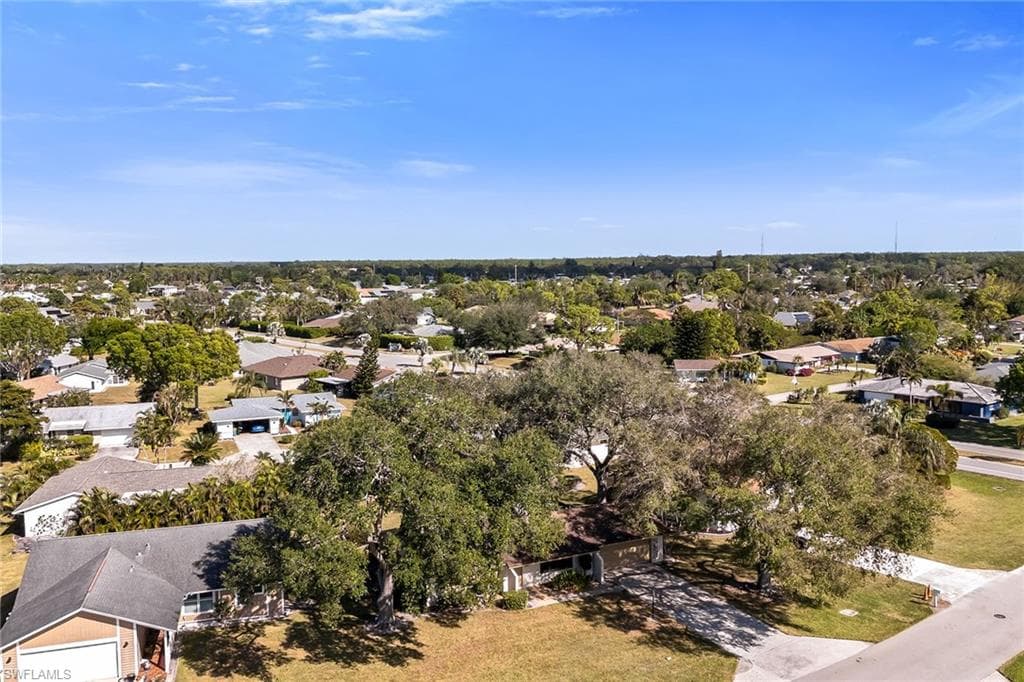 4925 Molokai Dr 16, Naples, FL 34112-44