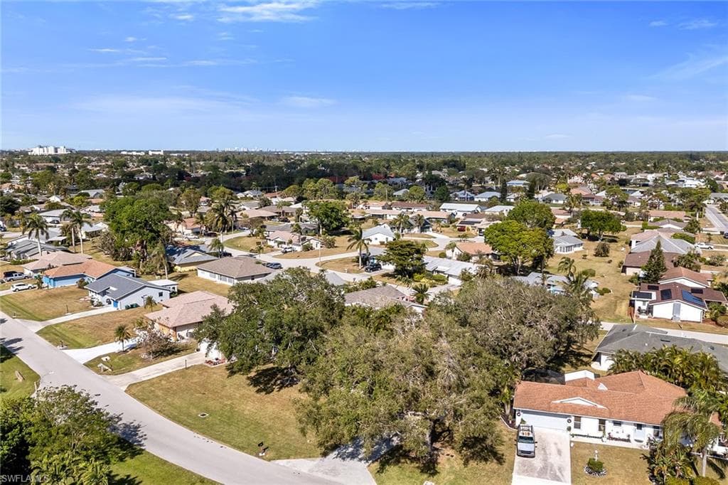 4925 Molokai Dr 16, Naples, FL 34112-50