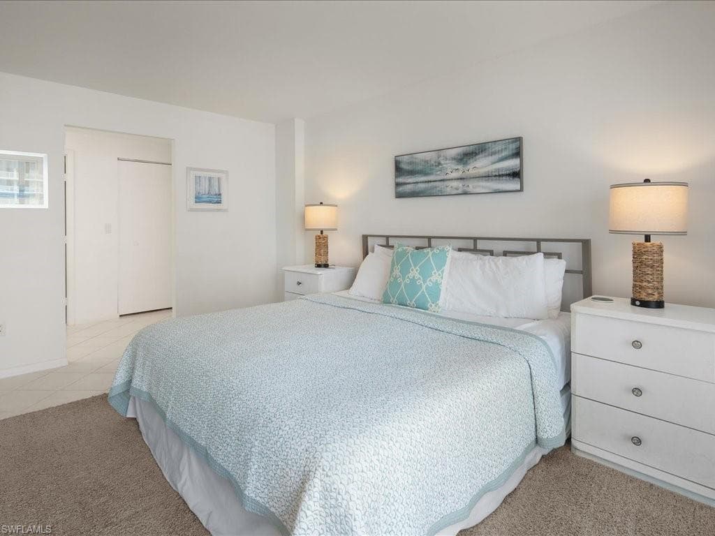 380 Seaview Ct 908, Marco Island, FL 34145-11