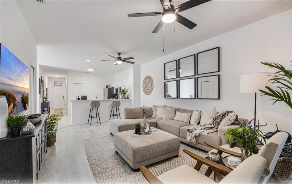 10032 Heather Ln 1204, Naples, FL 34119-10