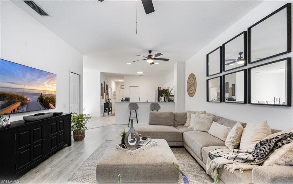 10032 Heather Ln 1204, Naples, FL 34119-4