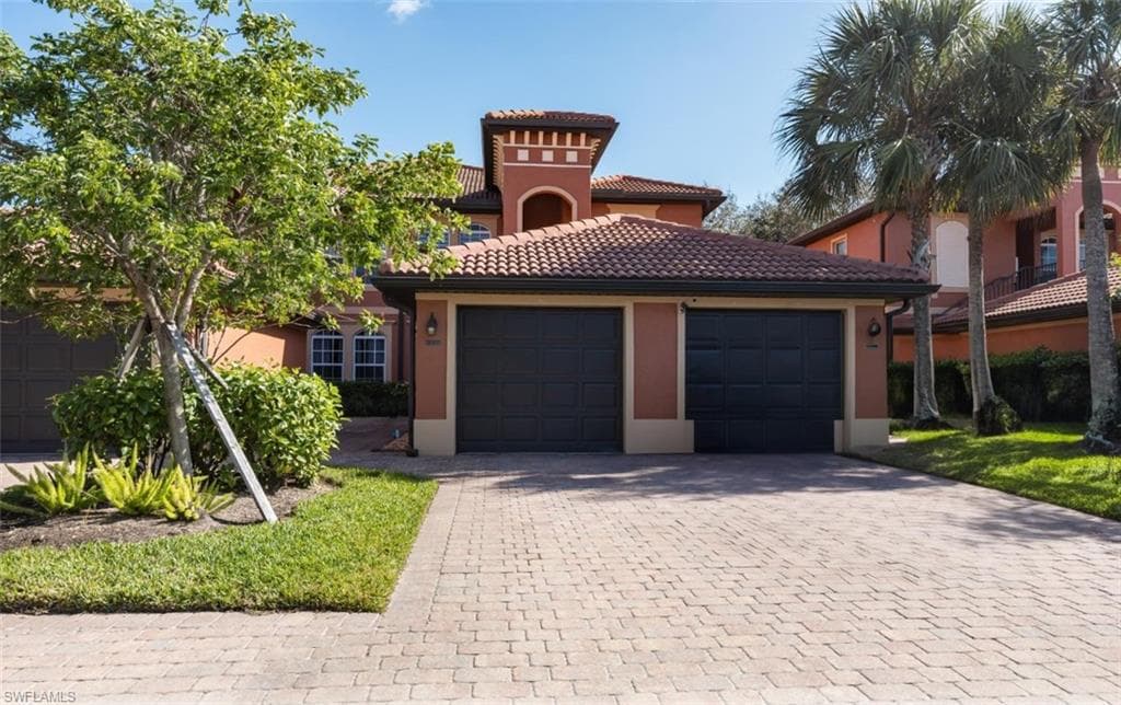 10032 Heather Ln 1204, Naples, FL 34119-7