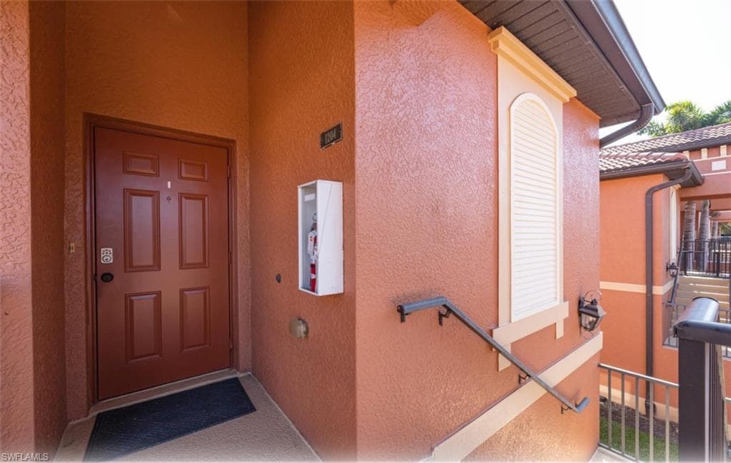 10032 Heather Ln 1204, Naples, FL 34119-8