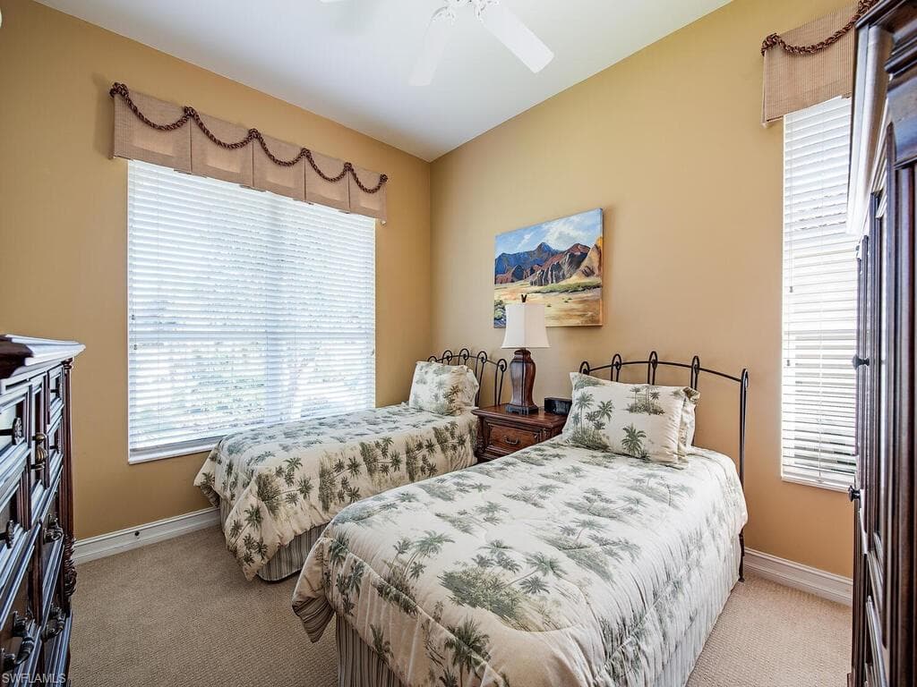 1880 Les Chateaux Blvd 201, Naples, FL 34109-12