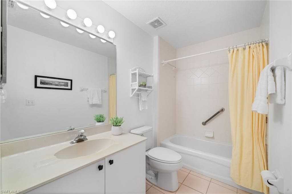 1220 Sarah Jean Cir L105, Naples, FL 34110-23