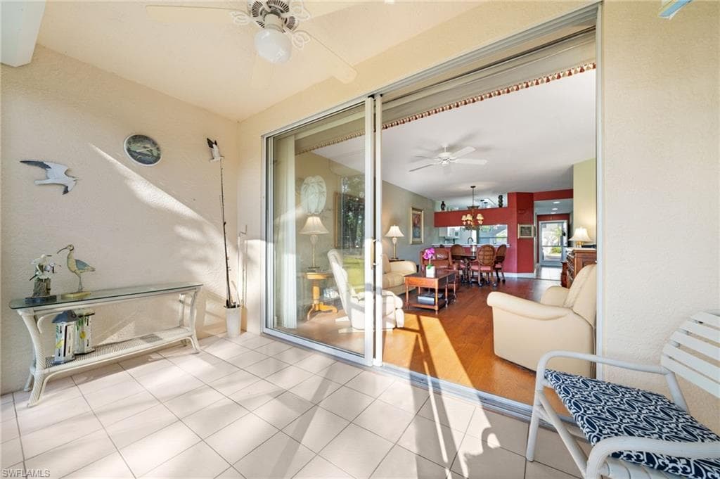 1220 Sarah Jean Cir L105, Naples, FL 34110-27