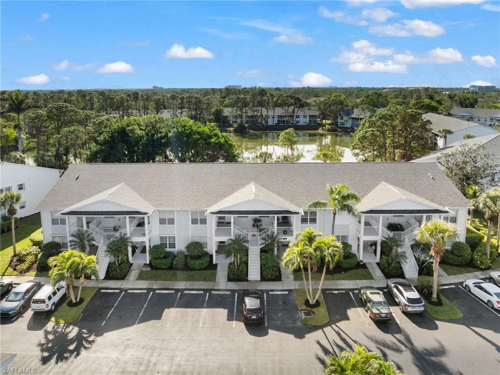 1220 Sarah Jean Cir L105, Naples, FL 34110-35