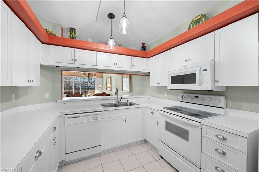 1220 Sarah Jean Cir L105, Naples, FL 34110-6