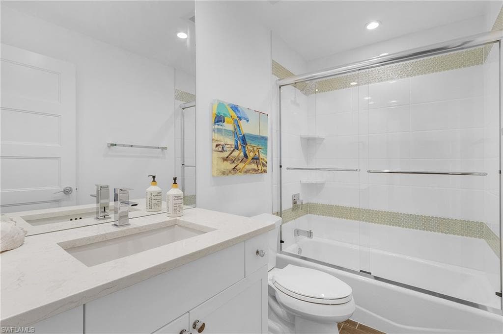 10682 Gulf Shore Dr C302, Naples, FL 34108-15