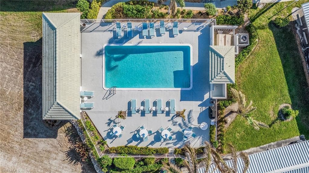 10682 Gulf Shore Dr C302, Naples, FL 34108-22