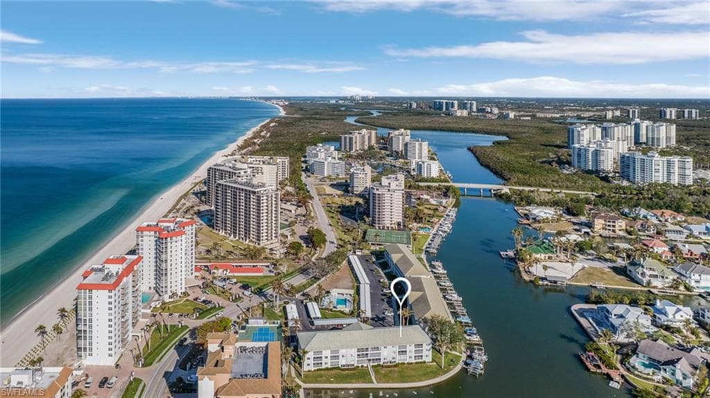 10682 Gulf Shore Dr C302, Naples, FL 34108-23
