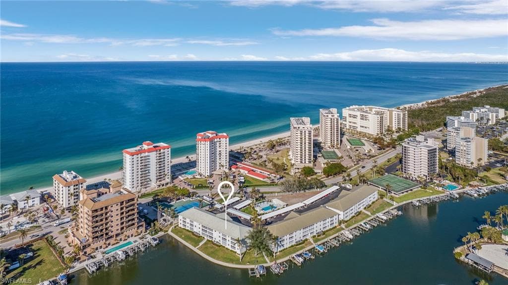 10682 Gulf Shore Dr C302, Naples, FL 34108-1