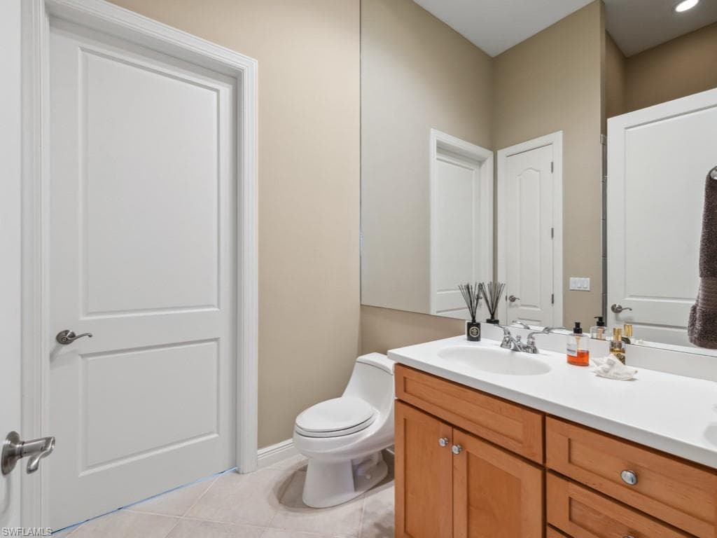 15505 Monterosso Ln 202, Naples, FL 34110-9