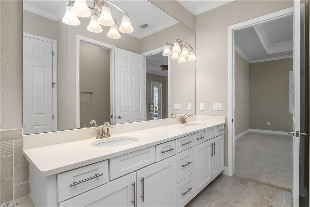 15320 Blue Bay Cir, Fort Myers, FL 33913-17