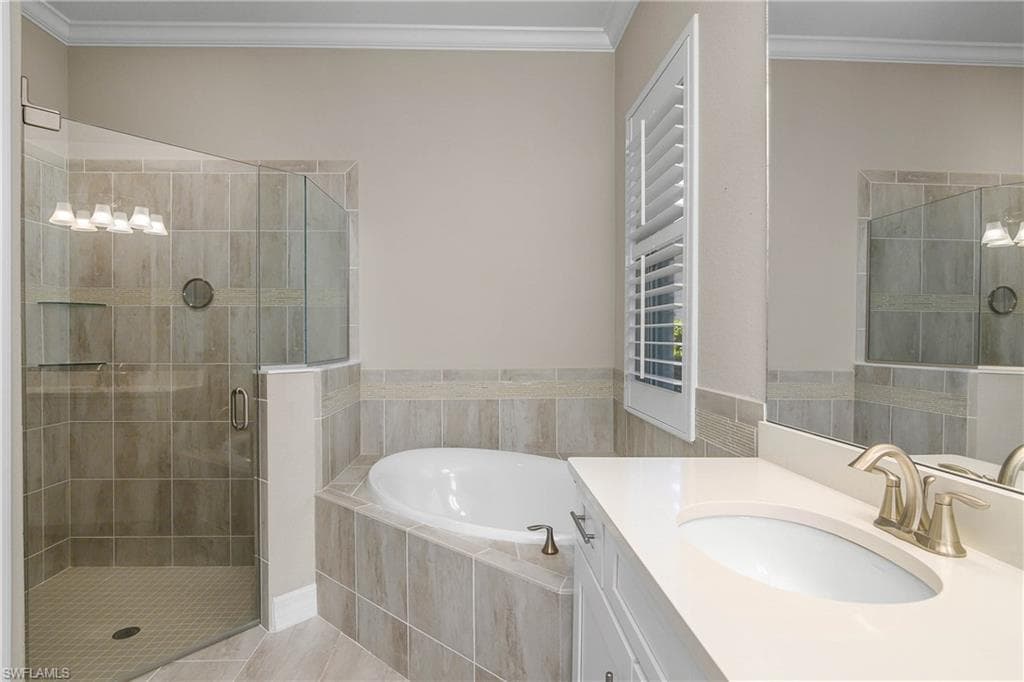 15320 Blue Bay Cir, Fort Myers, FL 33913-18