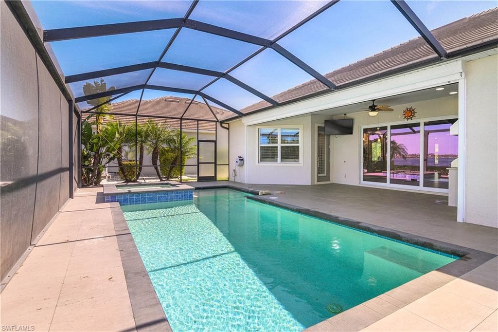 15320 Blue Bay Cir, Fort Myers, FL 33913-29